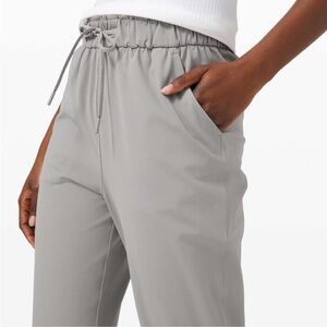 Lululemon Keep Moving rhino, gray pants jogger size 2
